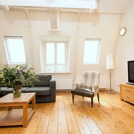 Plantage Hortus Lägenhetshotell 3*