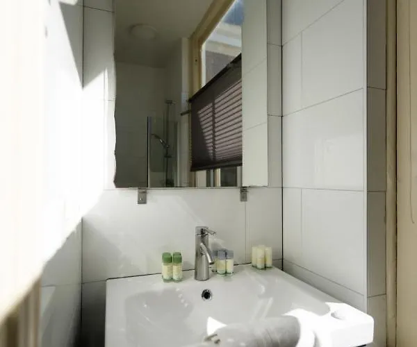 Aparthotel Plantage Hortus 3*