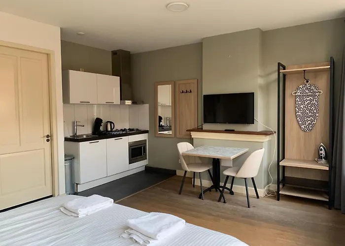 Aparthotel Plantage Hortus 3*