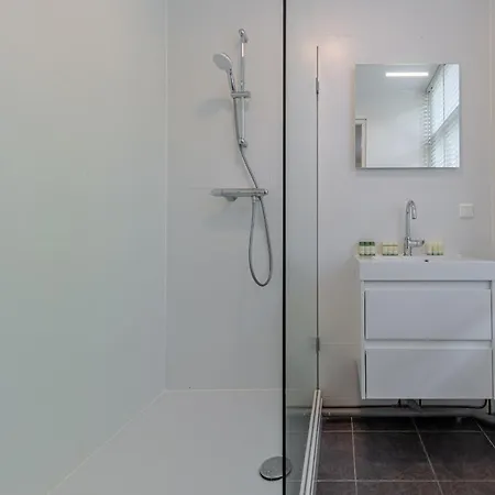 Plantage Hortus Lägenhetshotell 3*