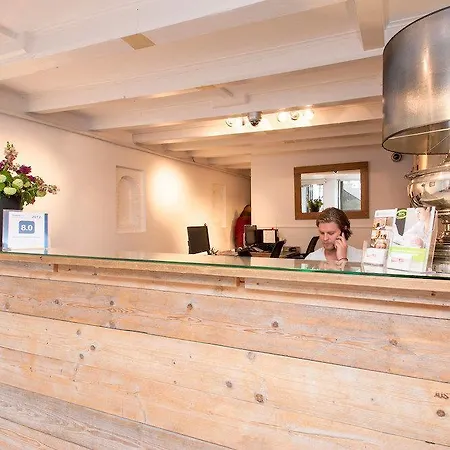 Plantage Hortus Lägenhetshotell 3*